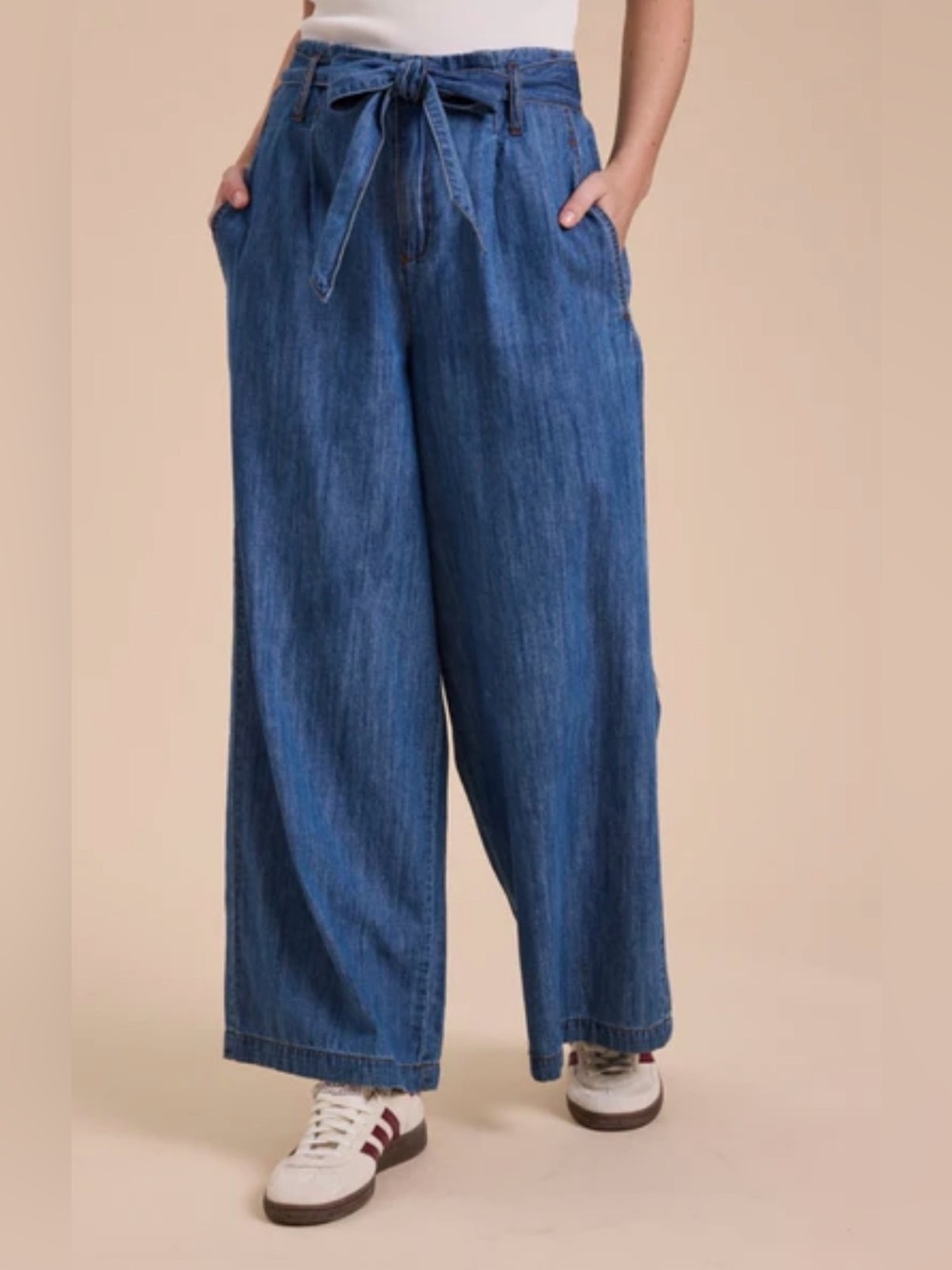 Wide Leg Paperbag Pleated Jeans With Matching Tie Belt